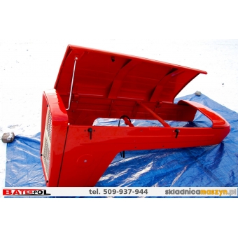 Maska standard lakierowana proszkowo URSUS C-360 CZERWONA